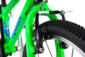 Squish 20 inch wheel neon green boys 7 speed lightweight hybrid mountain bike.