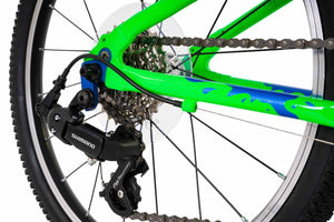 Squish 20 inch wheel neon green boys 7 speed lightweight hybrid mountain bike.