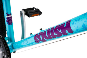 Squish 26 inch wheel aqua girls 8 speed lightweight hybrid mountain bike.