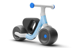 Woom WOW dreamy sky ultralight self-balancing balance bike.