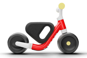 Woom WOW red ultralight self-balancing balance bike