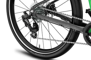 Woom EXPLORE 5 microSHIFT Acolyte 8-speed rear derailleur.