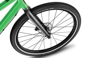 Woom EXPLORE 5 quick-release aluminium front wheel with sealed bearing hub and Schwalbe Billy Bonkers tyre.