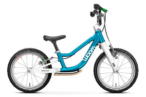 Woom GO 1 PLUS metallic blue 14 inch wheel ultralight children's balance bike.