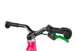 Woom GO 1 protective handlebar grips.
