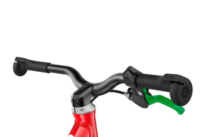 Woom GO 1 protective handlebar grips.