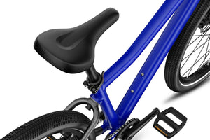 Woom EXPLORE 4 ergonomic waterproof Selle Royal junior comfort saddle.