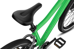 Woom EXPLORE 5 ergonomic waterproof Selle Royal junior comfort saddle.