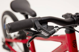 Ridgeback Dimension 20 inch wheel deep red 7 speed lightweight hybrid mountain bike.