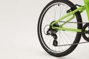 Ridgeback Dimension 24 inch wheel green 7 speed lightweight hybrid mountain bike.